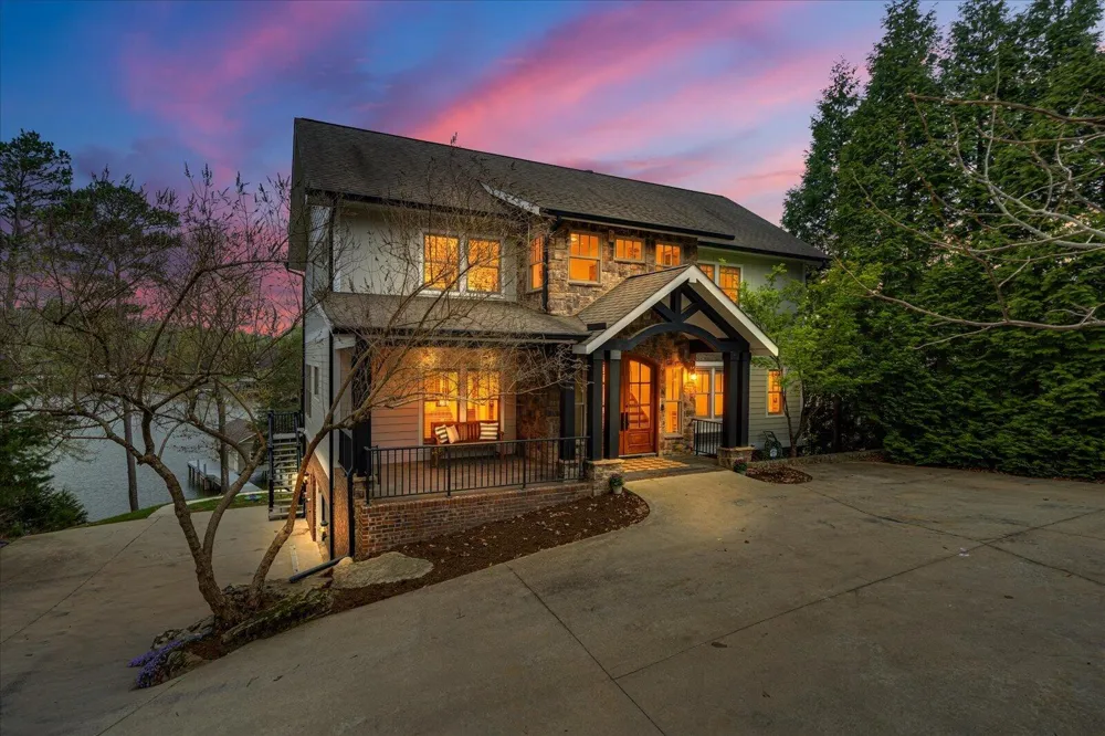 302 Key Cove Road Spring City, TN 37381