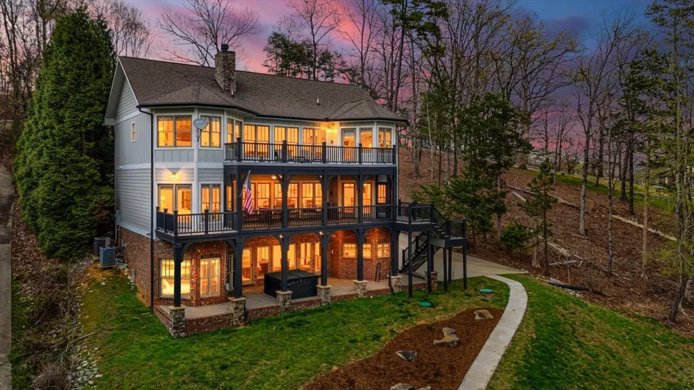 302 Key Cove Road Spring City, TN 37381