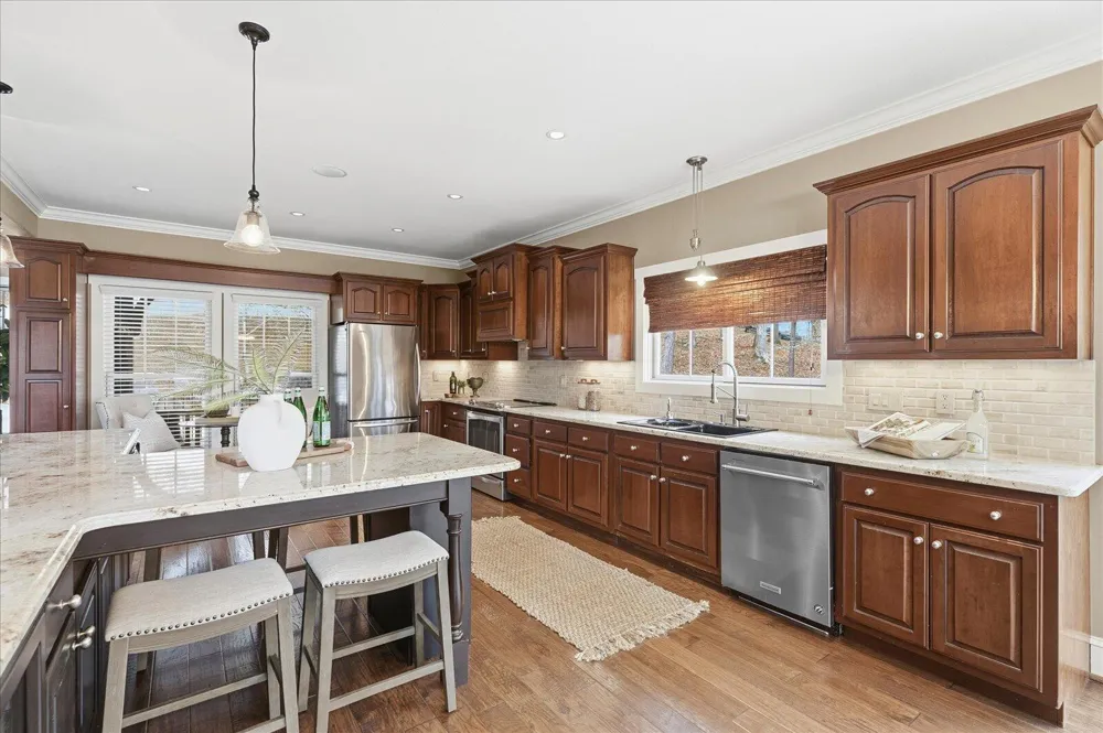 302 Key Cove Road Spring City, TN 37381