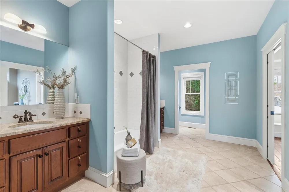 302 Key Cove Road Spring City, TN 37381