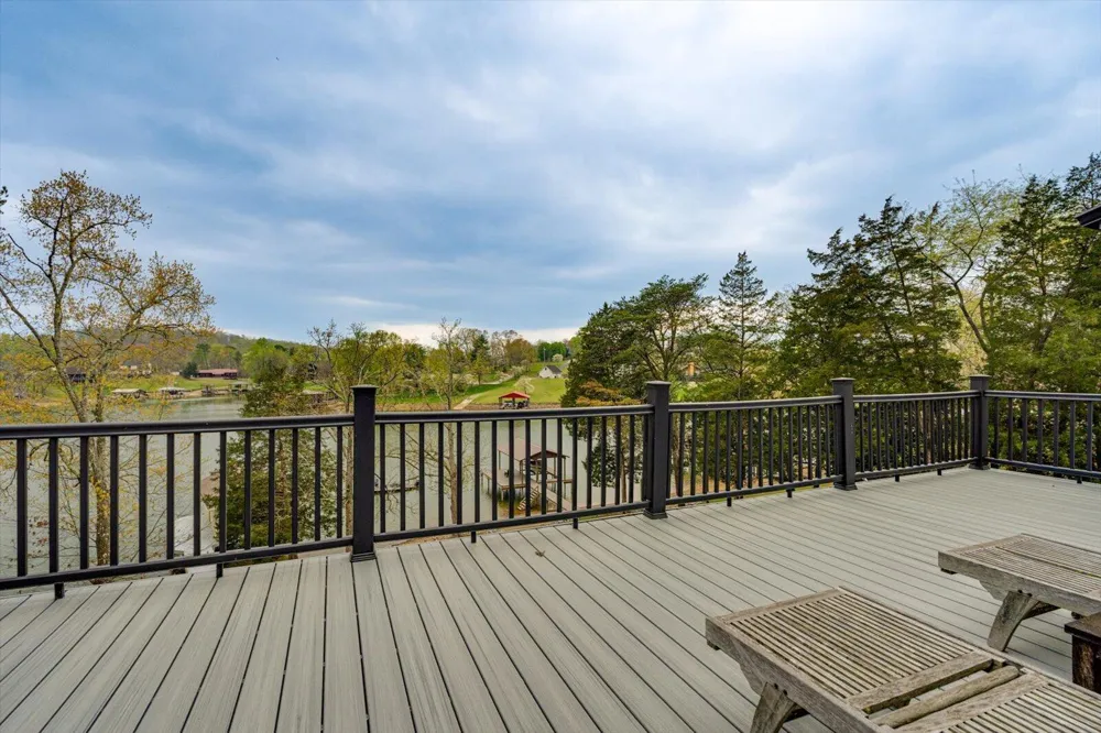 302 Key Cove Road Spring City, TN 37381