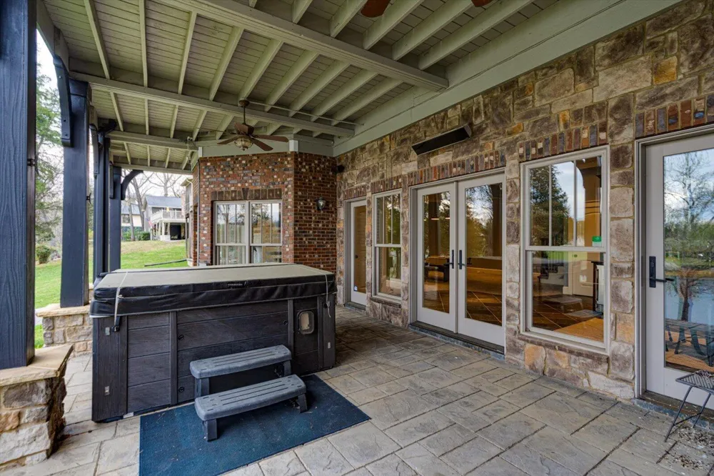 302 Key Cove Road Spring City, TN 37381