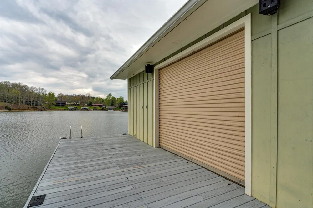 302 Key Cove Road Spring City, TN 37381