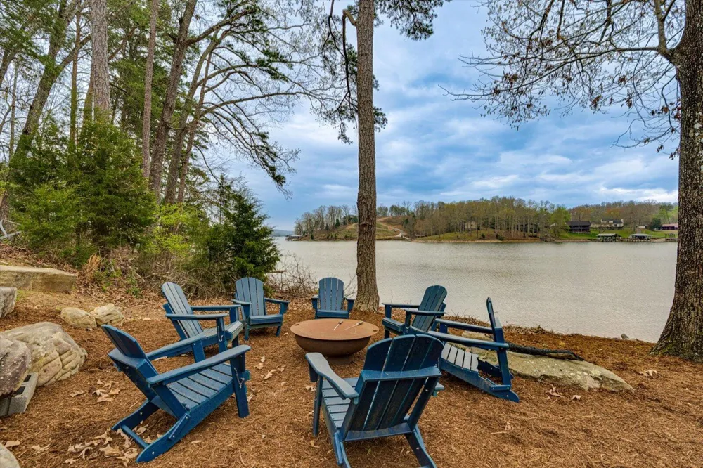 302 Key Cove Road Spring City, TN 37381