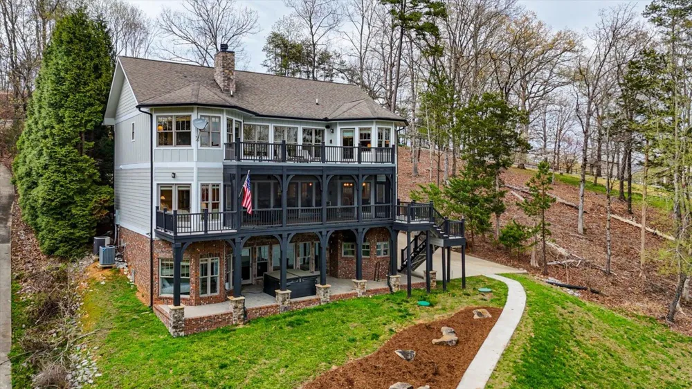 302 Key Cove Road Spring City, TN 37381