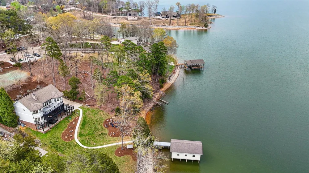 302 Key Cove Road Spring City, TN 37381