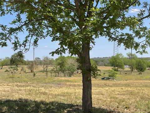 8 Horseshoe Drive