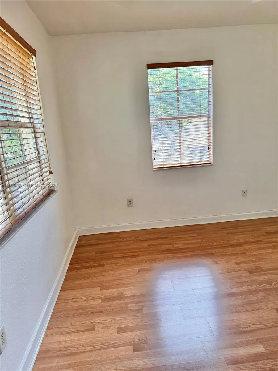 9269 SW 227th St #8 Cutler Bay, FL 33190