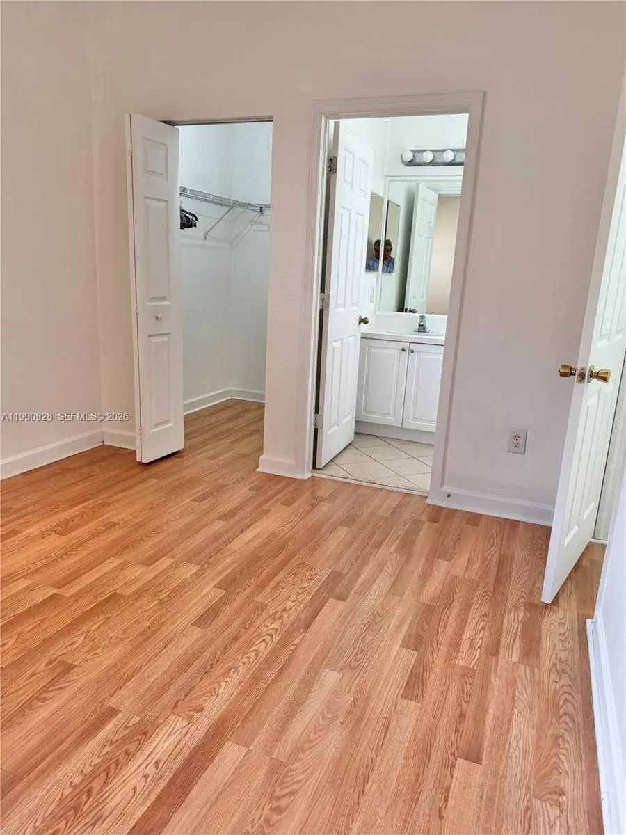 9269 SW 227th St #8 Cutler Bay, FL 33190