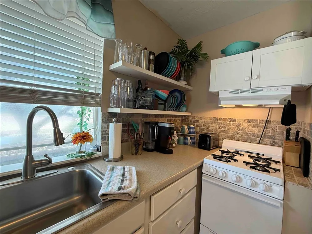 85 Augusta Circle Aransas Pass, TX 78336