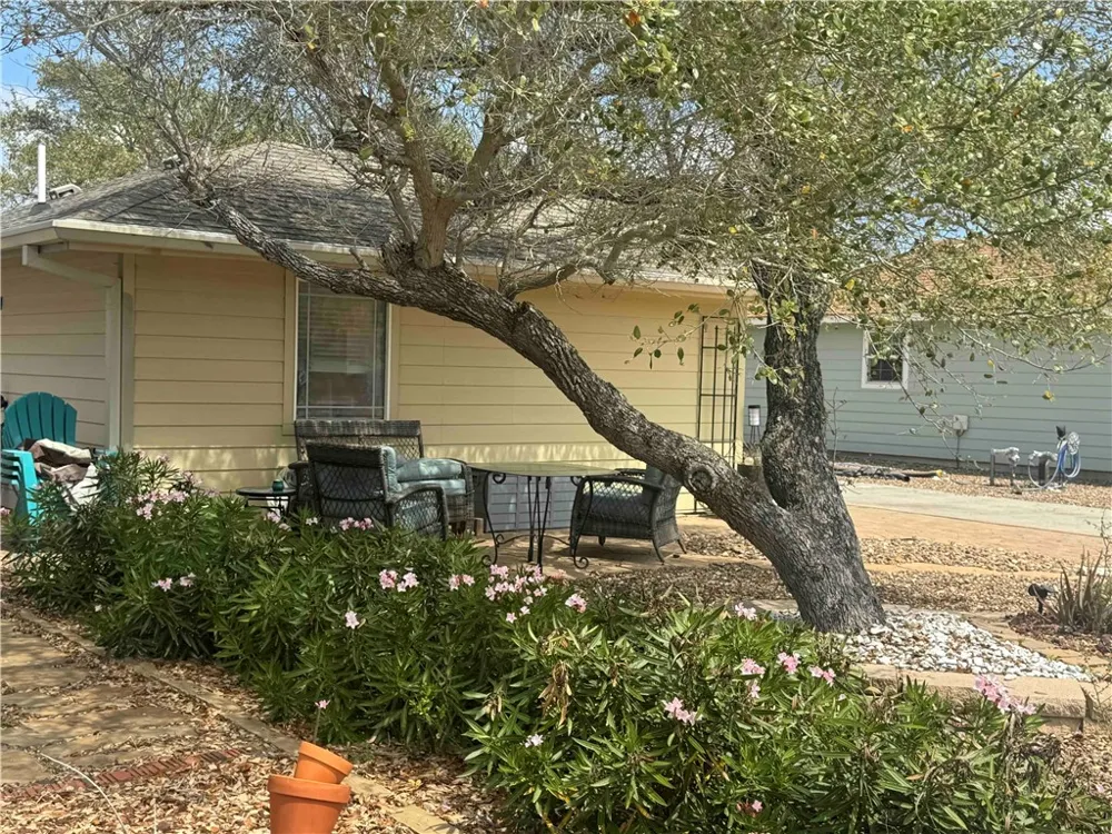 85 Augusta Circle Aransas Pass, TX 78336