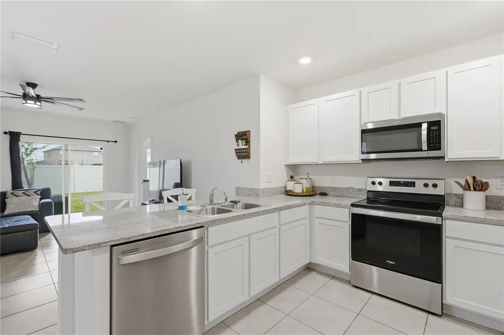 33922 JASPER STONE DRIVE Wesley Chapel, FL 33543