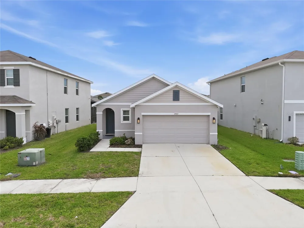 33922 JASPER STONE DRIVE Wesley Chapel, FL 33543