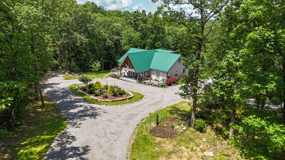 343 Highlands Forest Road Menlo, GA 30731