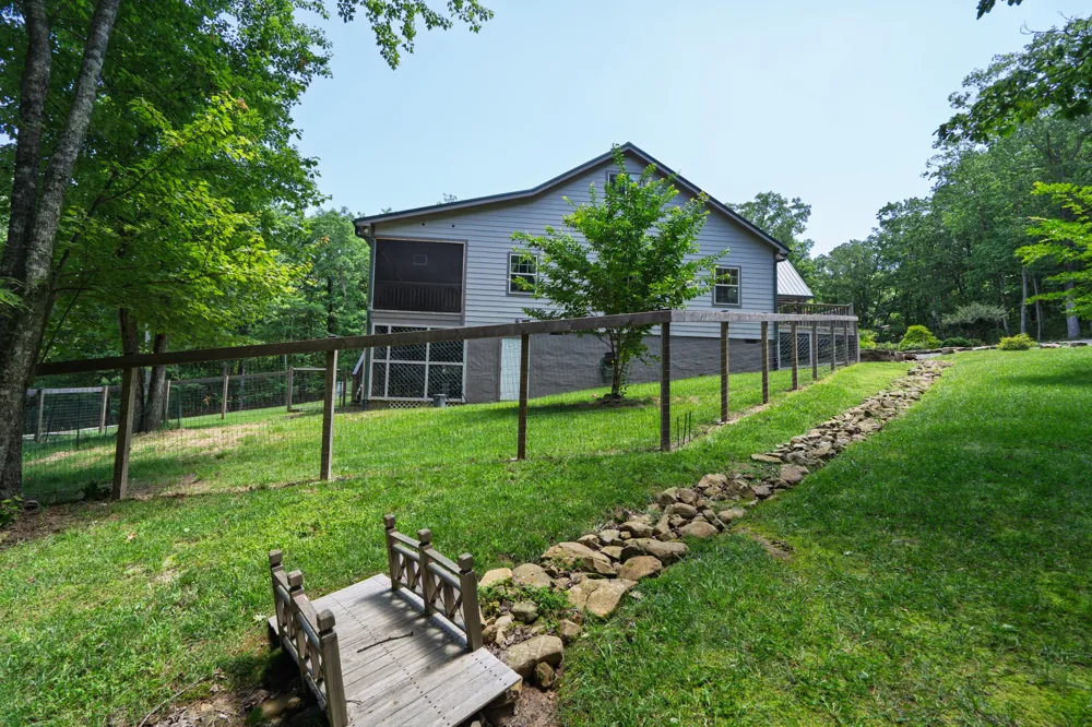 343 Highlands Forest Road Menlo, GA 30731