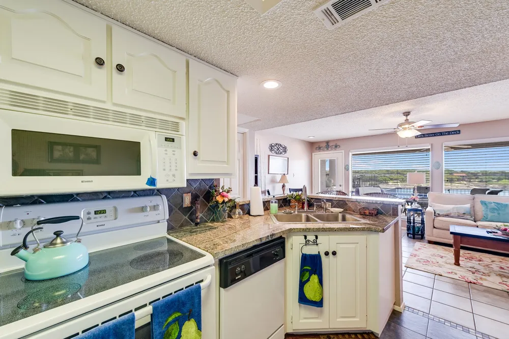 1601 Judy Lynn Drive #109 Spicewood, TX 78669
