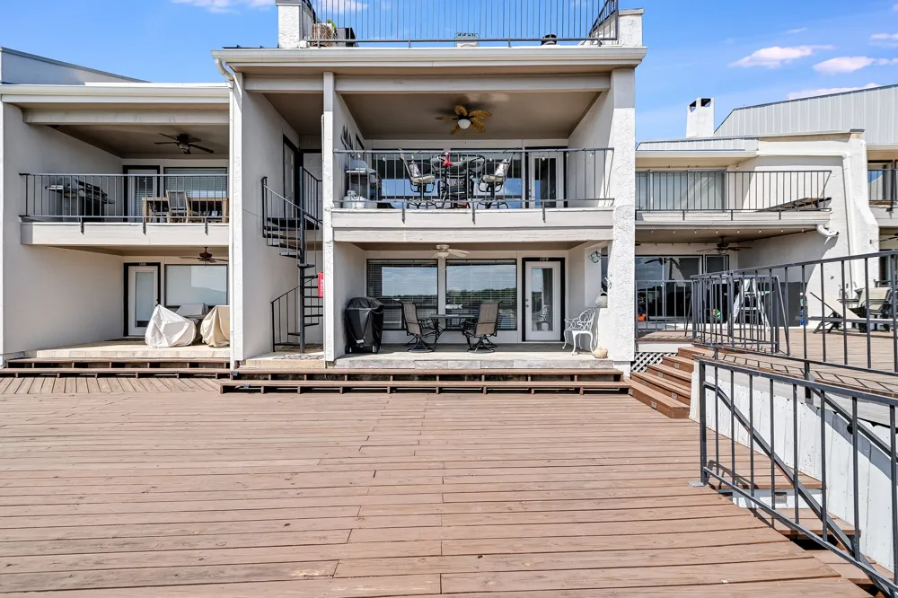 1601 Judy Lynn Drive #109 Spicewood, TX 78669