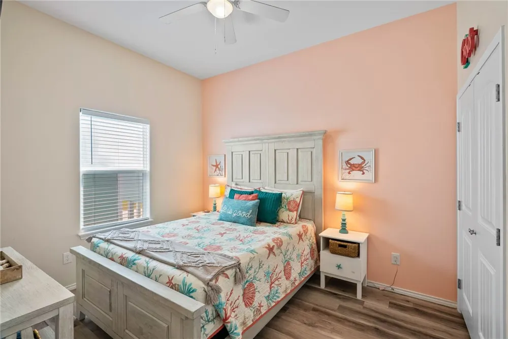 107 Caledonia Rockport, TX 78382