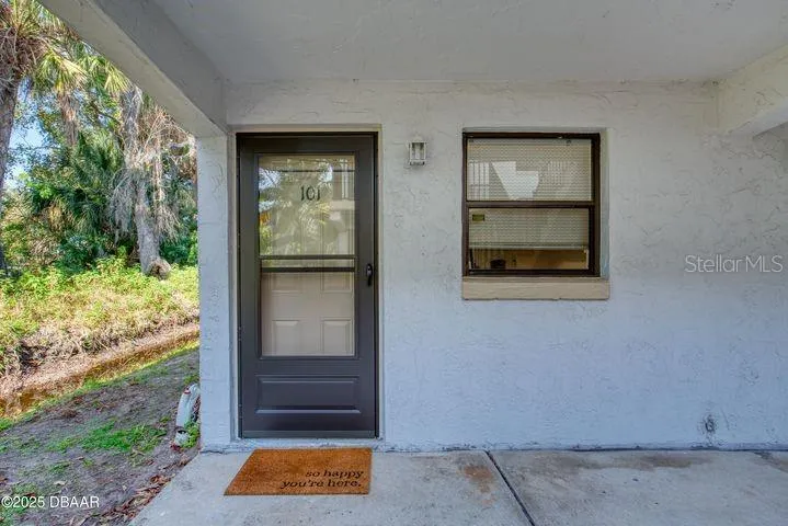 1504 VIRGINIA AVENUE #101 Daytona Beach, FL 32114