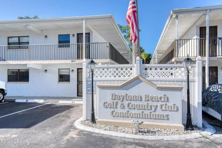1504 VIRGINIA AVENUE #101 Daytona Beach, FL 32114