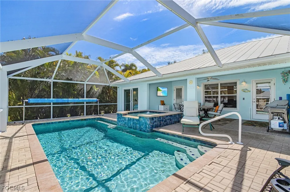 Pinetree Drive St James City, FL 33956