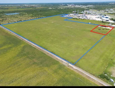 4006 E HWY 44