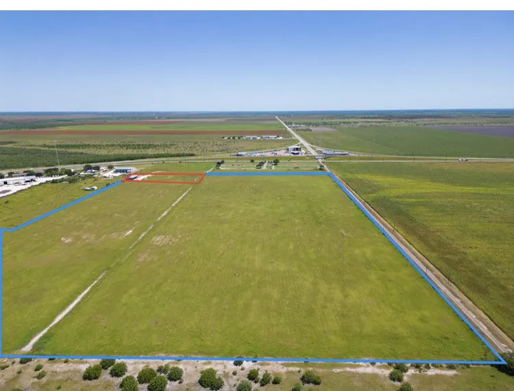 4006 E HWY 44 Alice, TX 78332