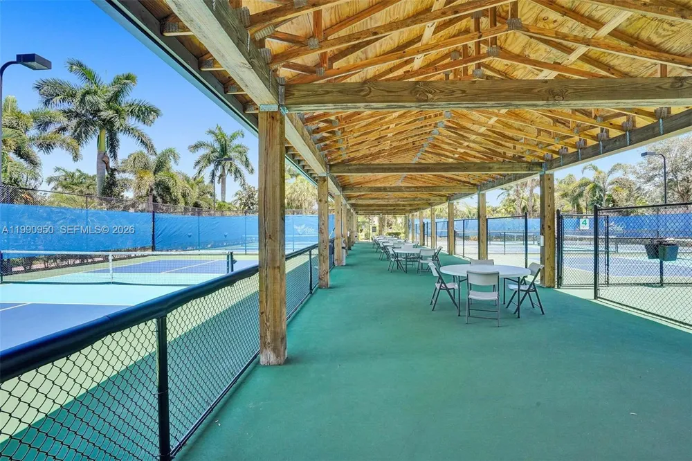 224 Cortez Dr Margate, FL 33068