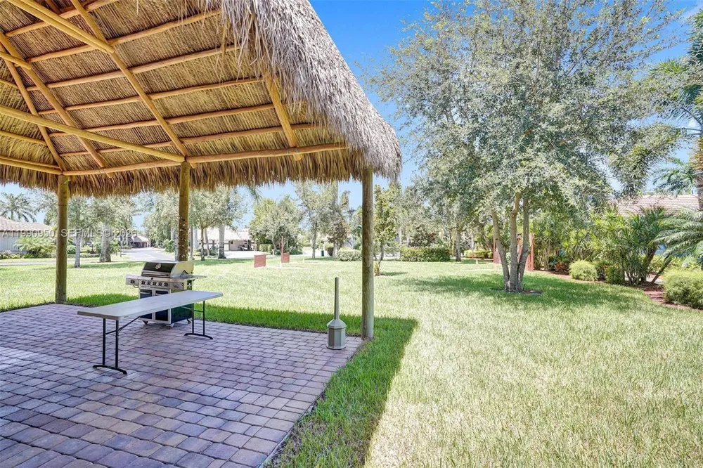 224 Cortez Dr Margate, FL 33068