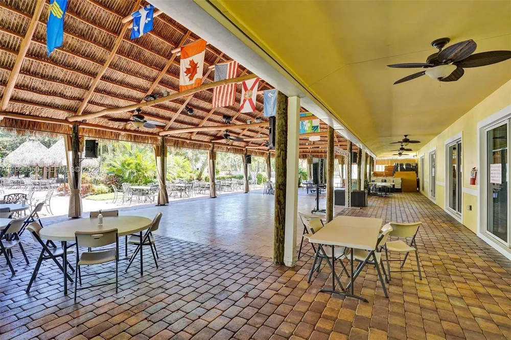 224 Cortez Dr Margate, FL 33068