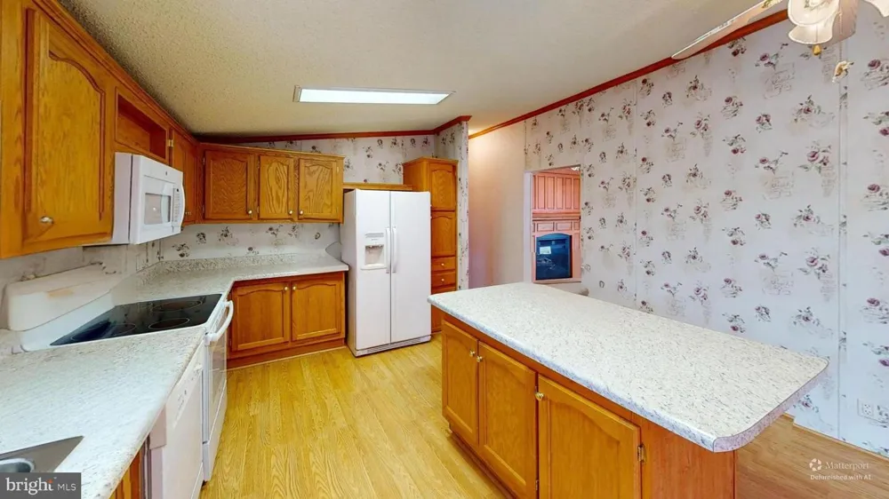 401 NIGHTHAWK DRIVE Petersburg, WV 26847