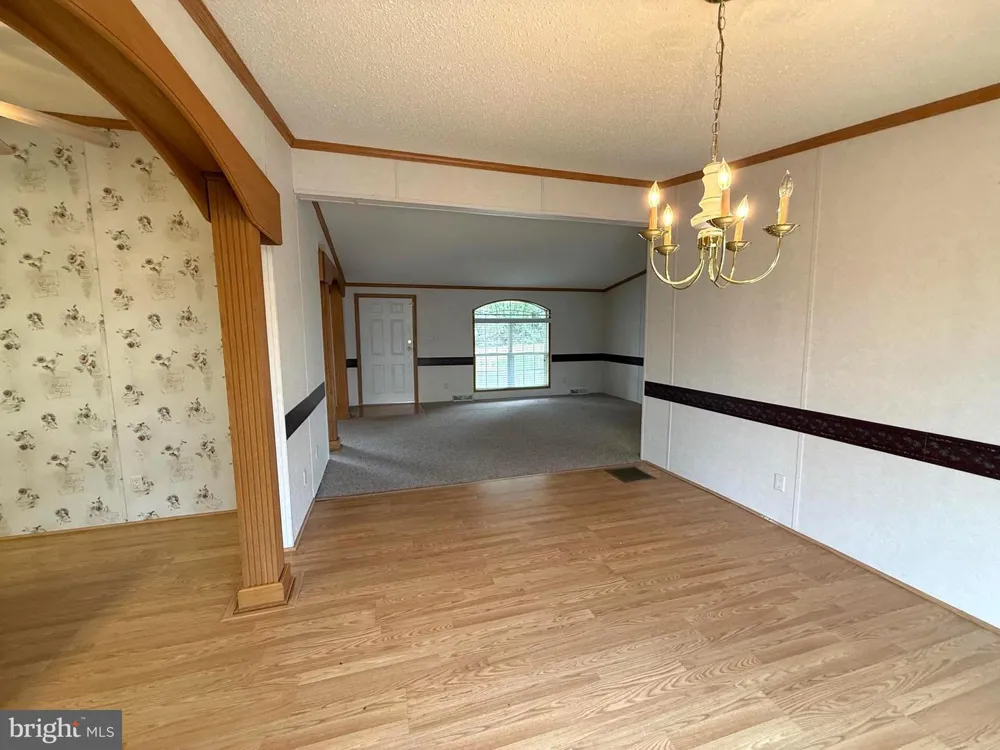 401 NIGHTHAWK DRIVE Petersburg, WV 26847