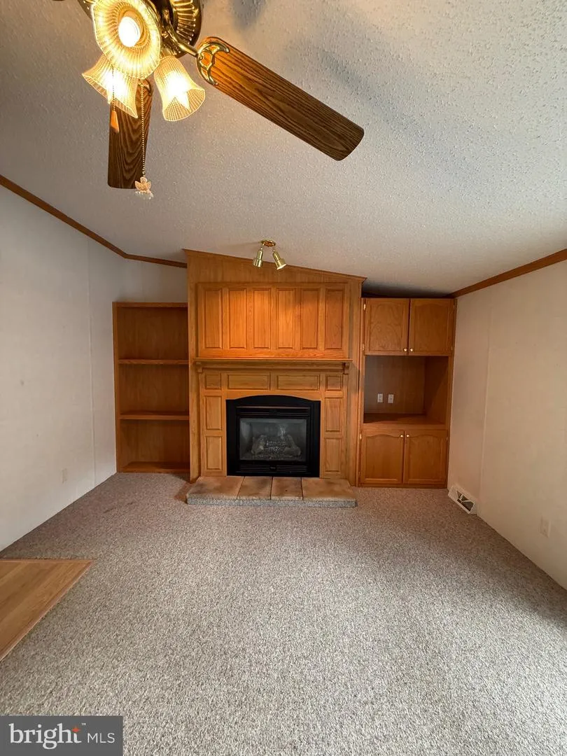 401 NIGHTHAWK DRIVE Petersburg, WV 26847
