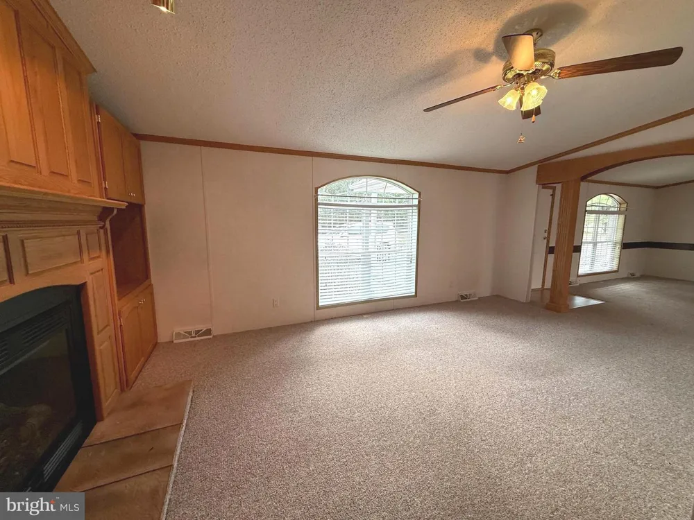 401 NIGHTHAWK DRIVE Petersburg, WV 26847