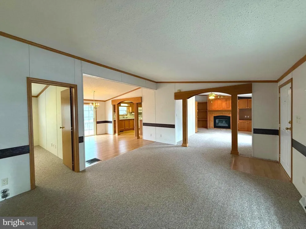 401 NIGHTHAWK DRIVE Petersburg, WV 26847