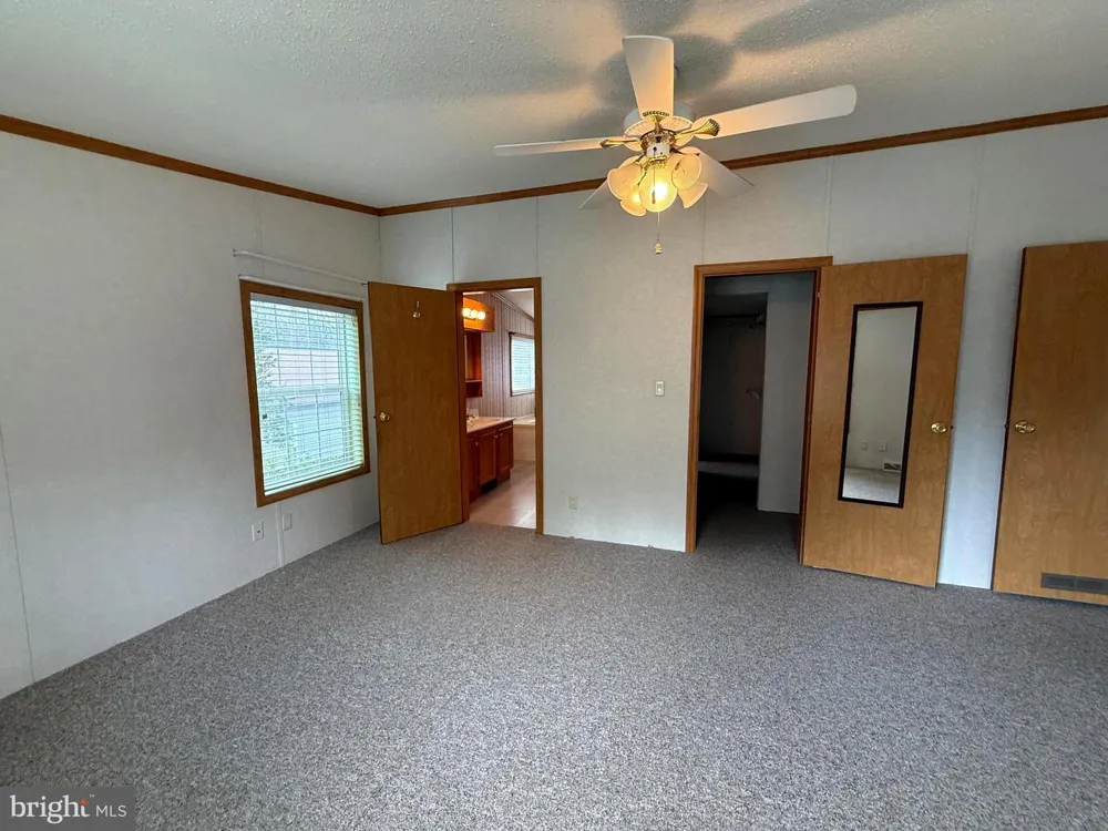 401 NIGHTHAWK DRIVE Petersburg, WV 26847