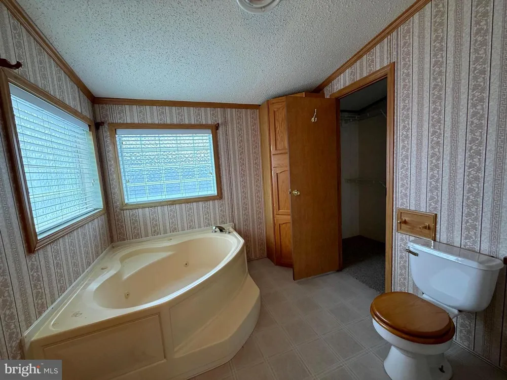 401 NIGHTHAWK DRIVE Petersburg, WV 26847