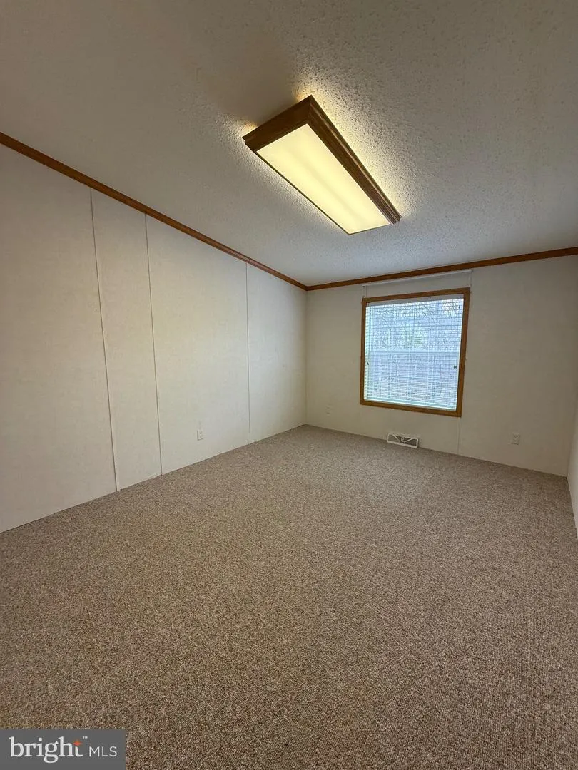 401 NIGHTHAWK DRIVE Petersburg, WV 26847
