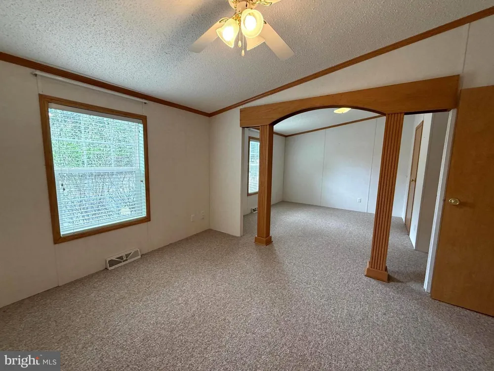 401 NIGHTHAWK DRIVE Petersburg, WV 26847