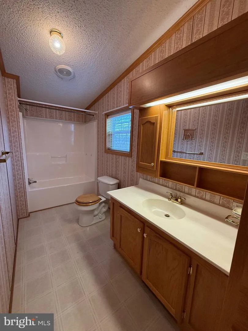 401 NIGHTHAWK DRIVE Petersburg, WV 26847