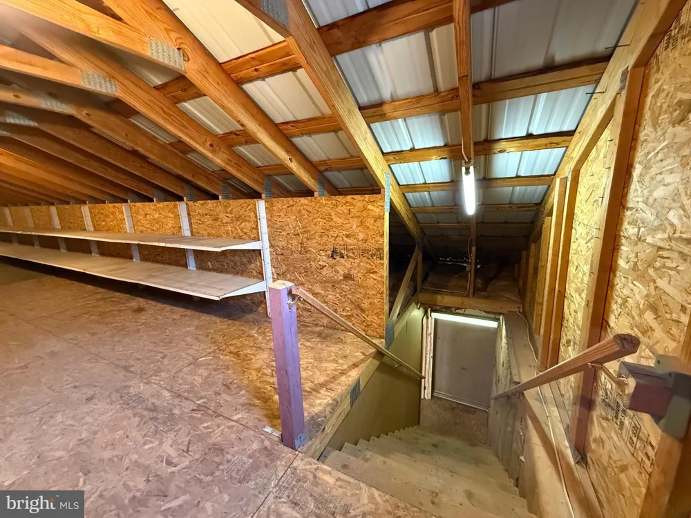 401 NIGHTHAWK DRIVE Petersburg, WV 26847