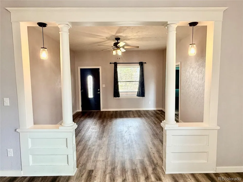 323 Sioux Avenue Simla, CO 80835