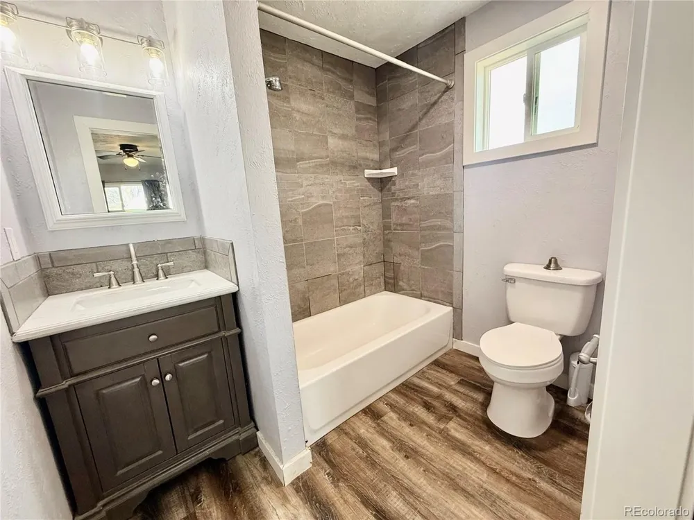 323 Sioux Avenue Simla, CO 80835