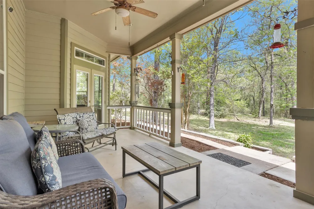 17174 Tierra Buena Drive Plantersville, TX 77363