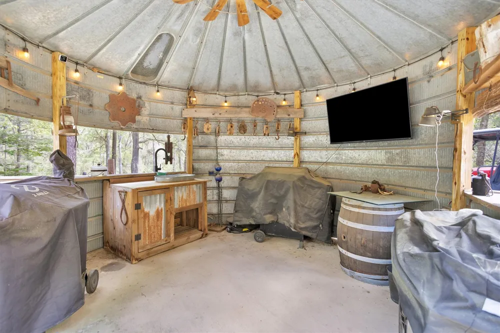 17174 Tierra Buena Drive Plantersville, TX 77363