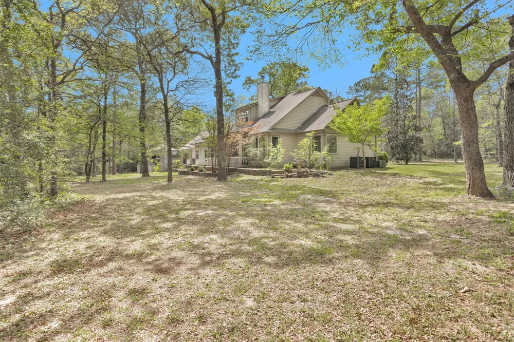 17174 Tierra Buena Drive Plantersville, TX 77363