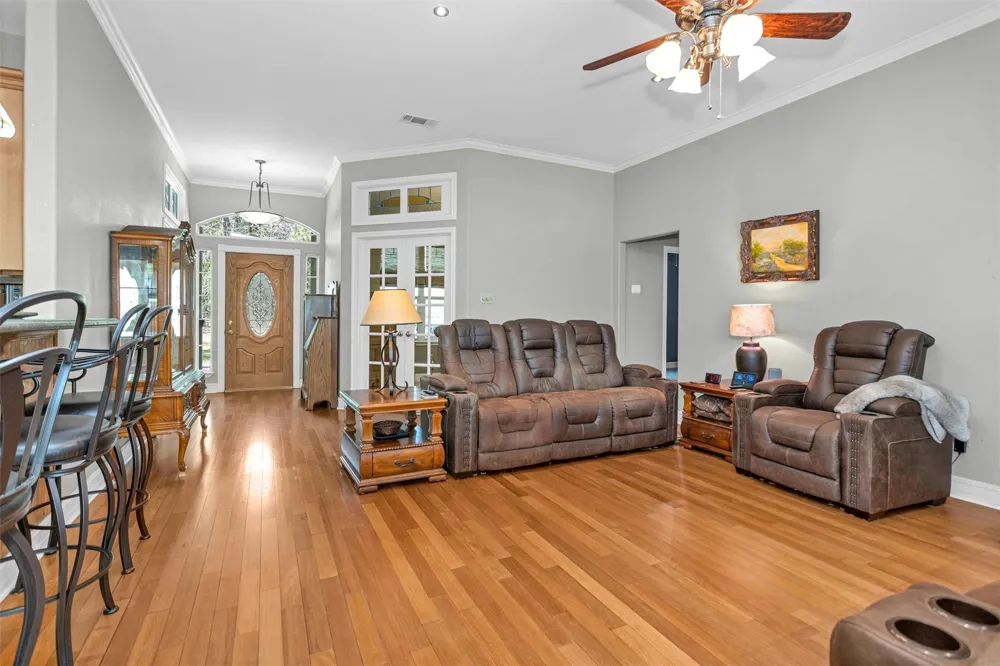 17174 Tierra Buena Drive Plantersville, TX 77363