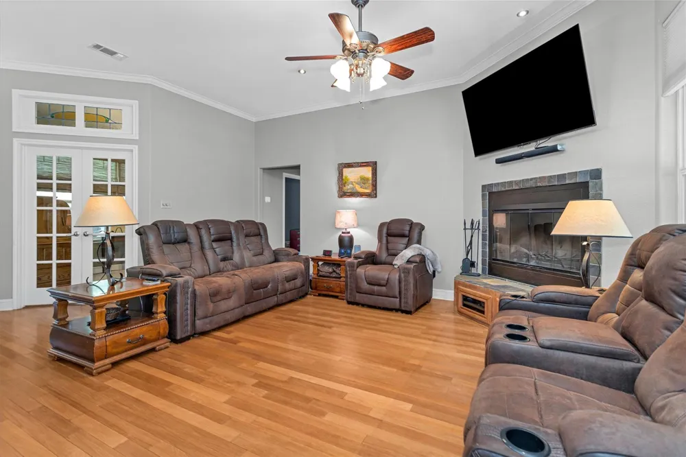 17174 Tierra Buena Drive Plantersville, TX 77363