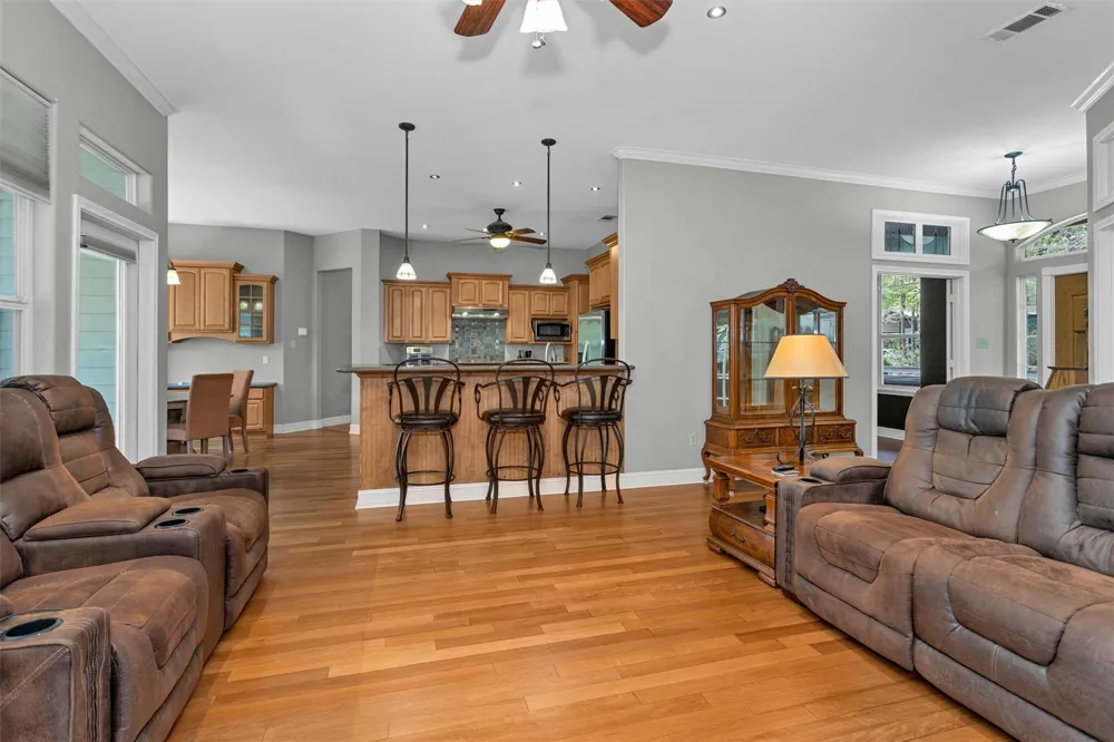 17174 Tierra Buena Drive Plantersville, TX 77363