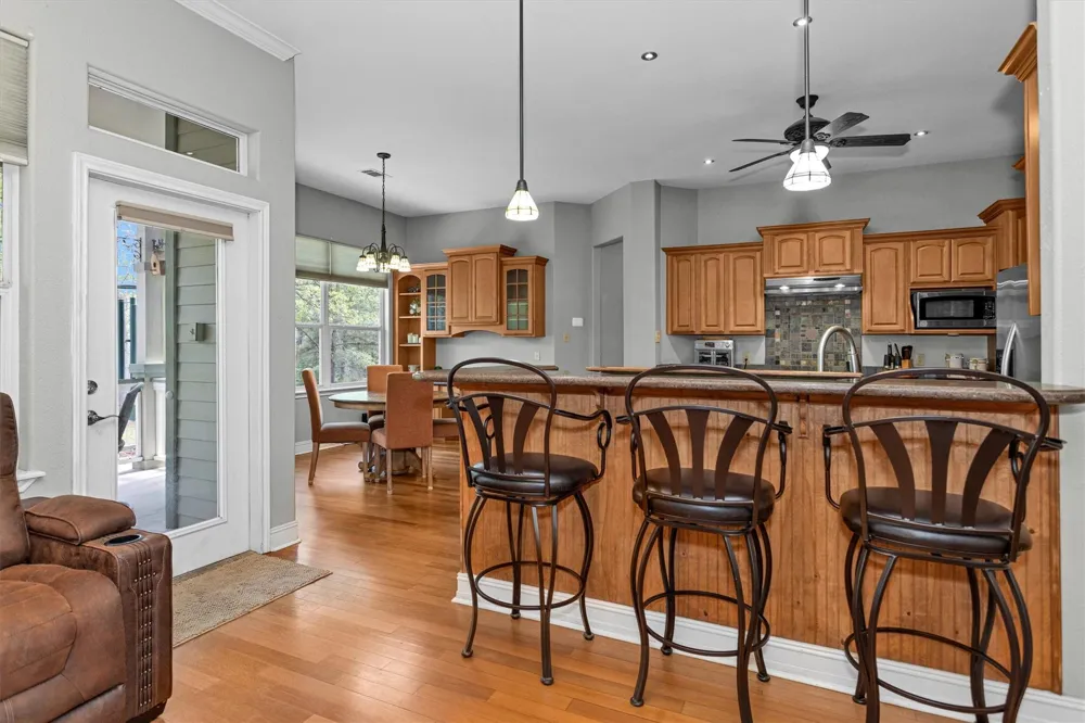 17174 Tierra Buena Drive Plantersville, TX 77363